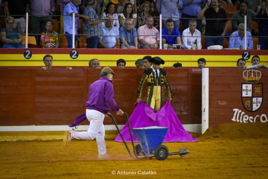  Galván sale a hombros con la corrida de Pallarés en Illescas; Téllez corta oreja y Jiménez pincha el premio
