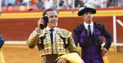 El acero condiciona una tarde de entrega de la terna con la corrida de Cebada Gago en Illescas