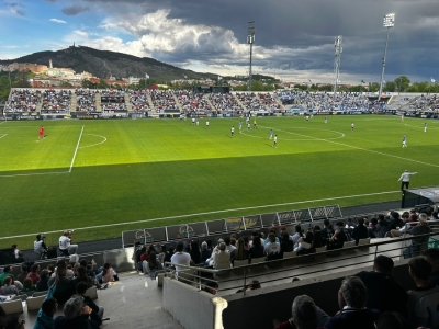 300 abonados invitados por Maxitoro apoyaron al Conquense en su victoria  