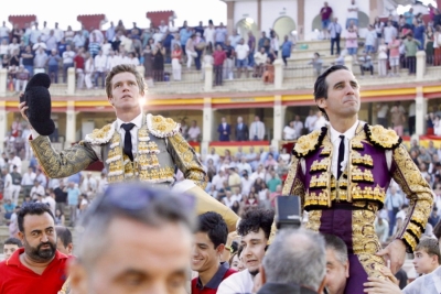 Gran tarde de toreo de Borja Jiménez en Cuenca, a hombros con Ortega en la cuarta corrida de San Julián
